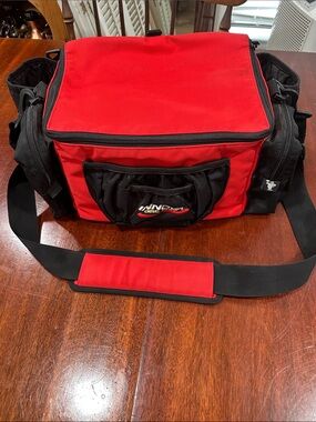 Innova Competition Red and Black Disc Golf Bag with Shoulder Strap